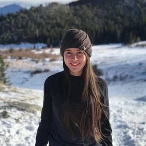 Meet your Posher, Claudia marcela